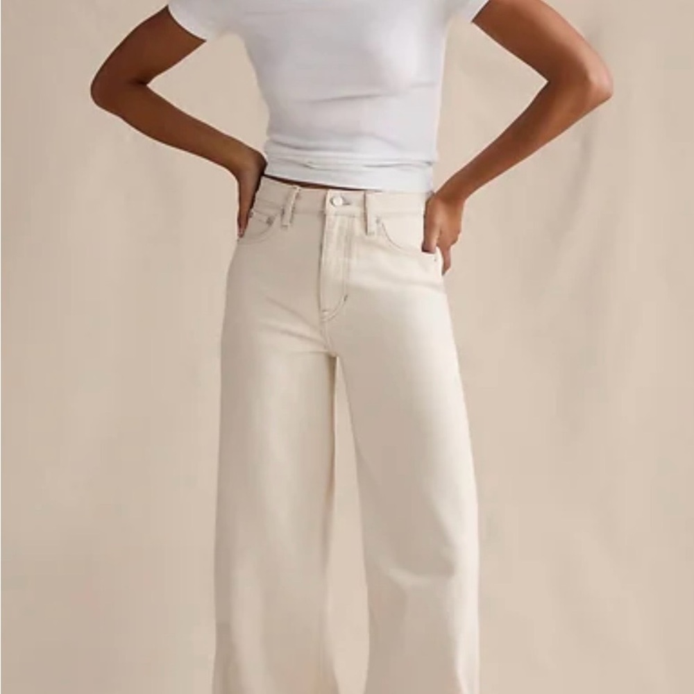 Banana Republic Cream Denim Jeans